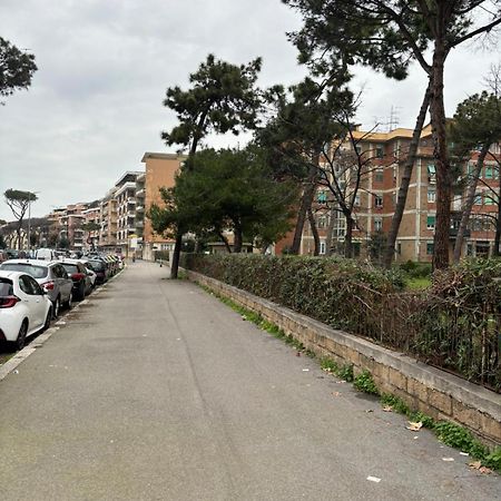 Appartamento Locato Con Finalita Turistiche Ostia Екстер'єр фото