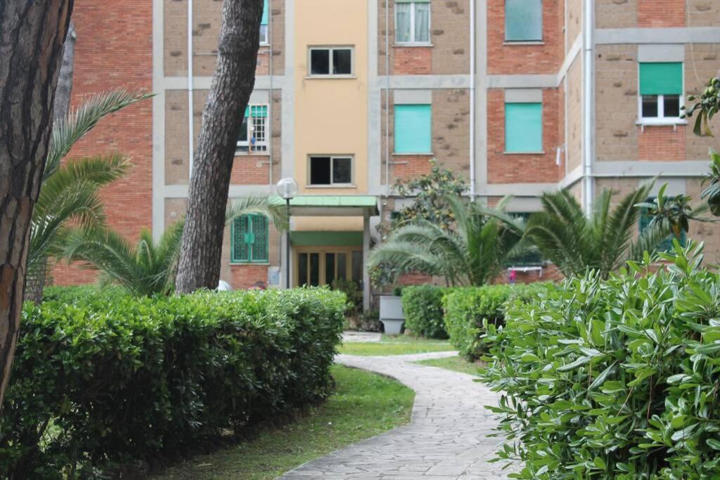 Appartamento Locato Con Finalita Turistiche Ostia Екстер'єр фото